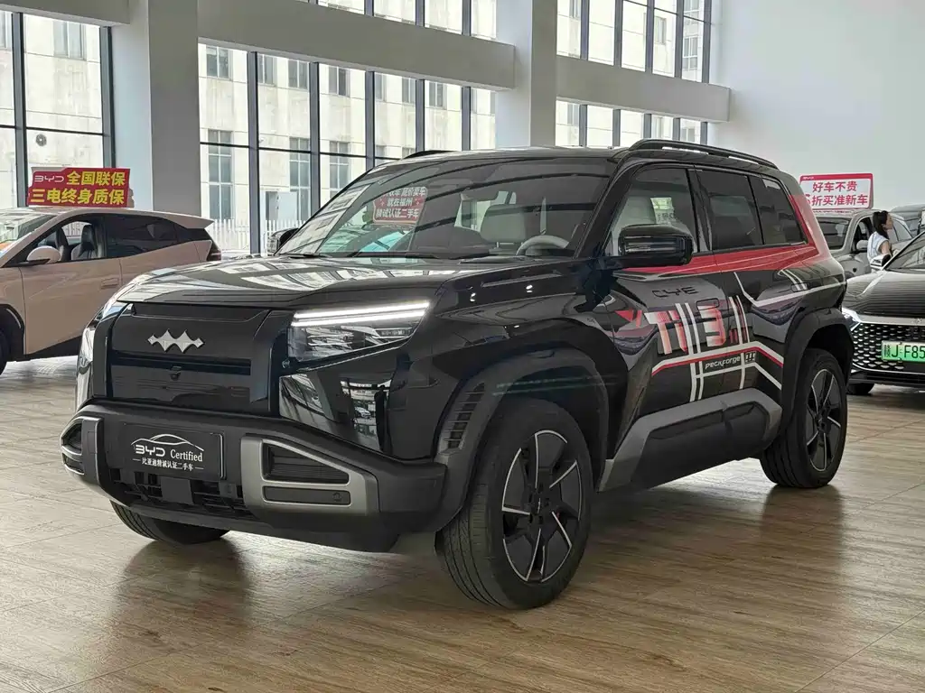 Fang Cheng Bao Titanium 3 2025