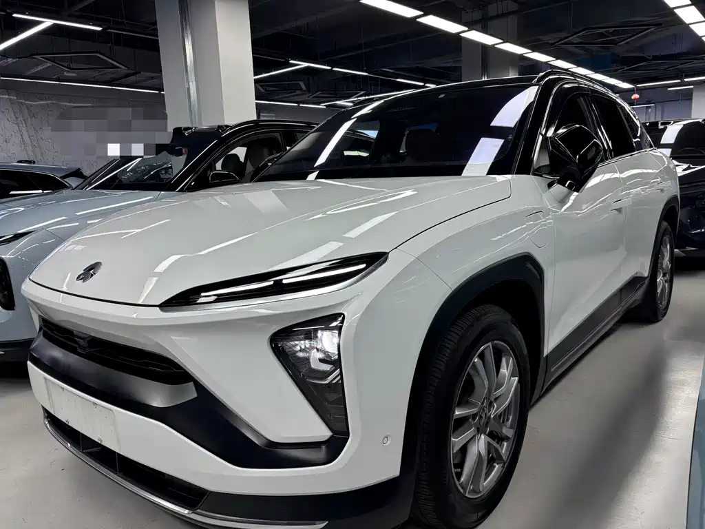 NIO ES6 2020