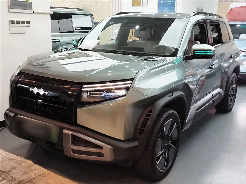 Fang Cheng Bao Titanium 3 2025