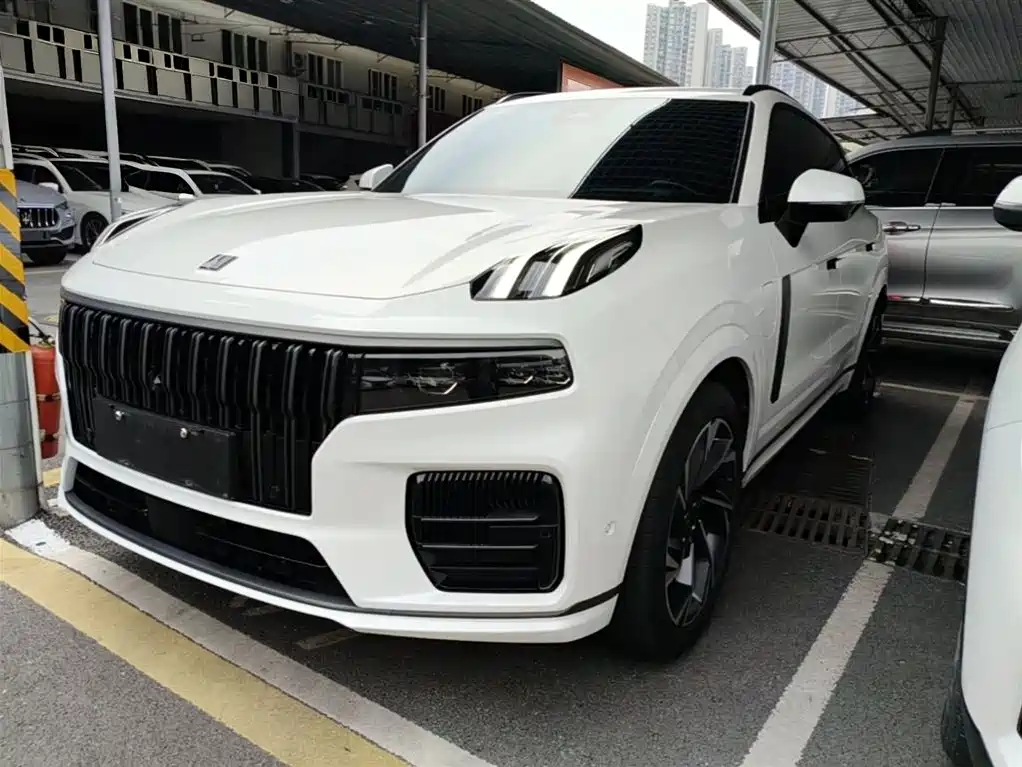 Lynk & Co 09 EM-P 2024