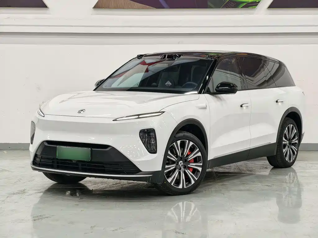 NIO ES8 2023