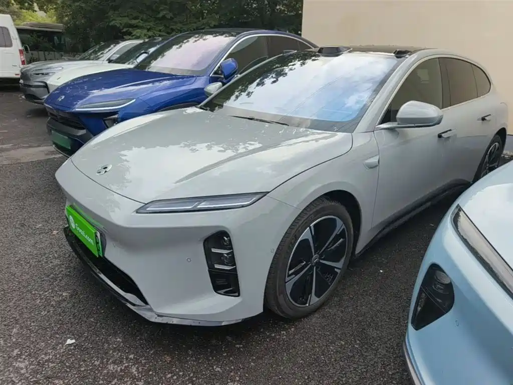 NIO ET5T 2025