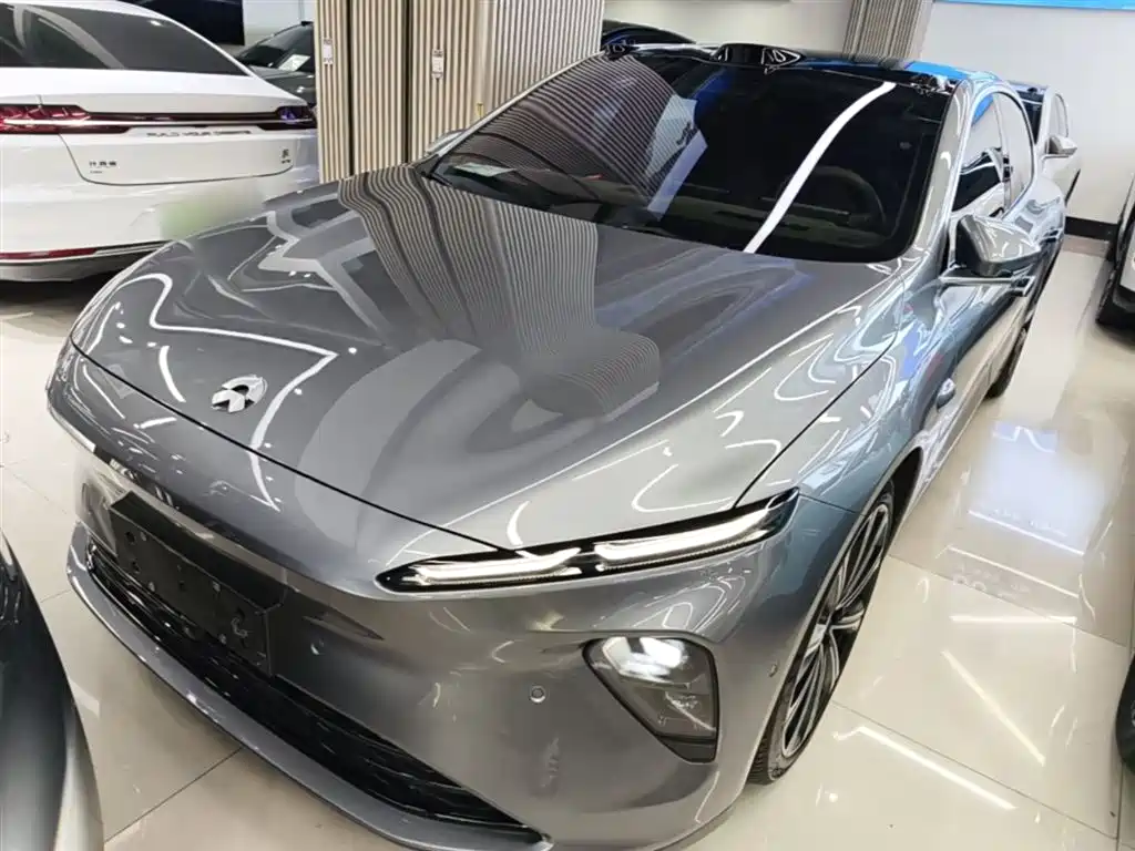 NIO ET7 2025