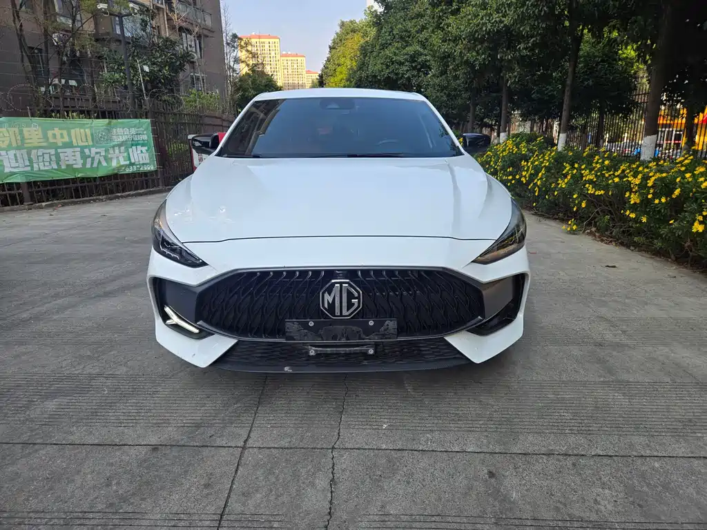 MG MG5 2022