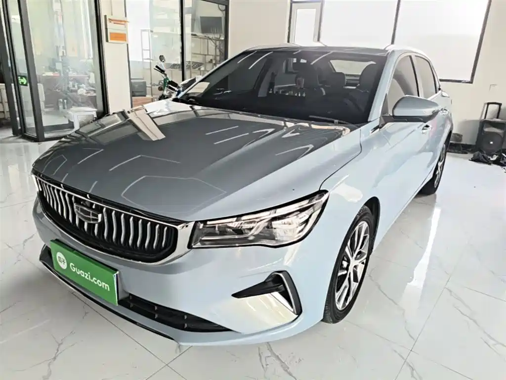 Geely Emgrand 2024