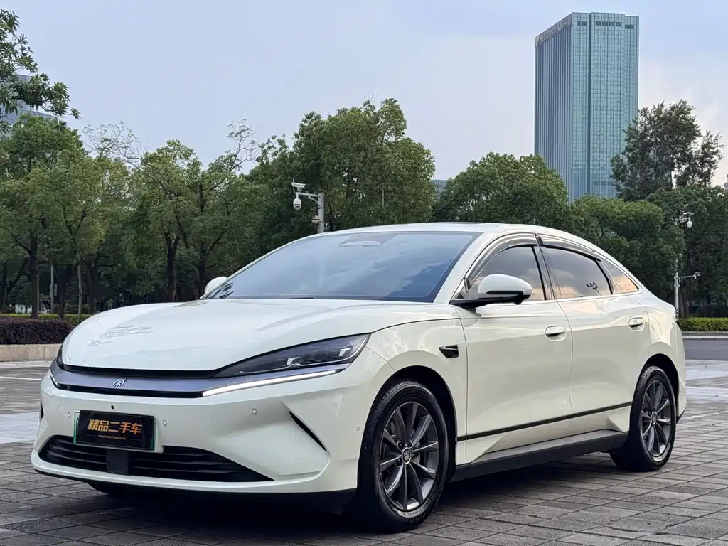BYD Qin L 2025