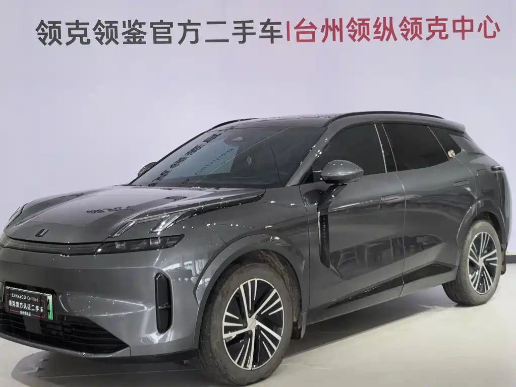 Lynk & Co 08 EM-P 2024