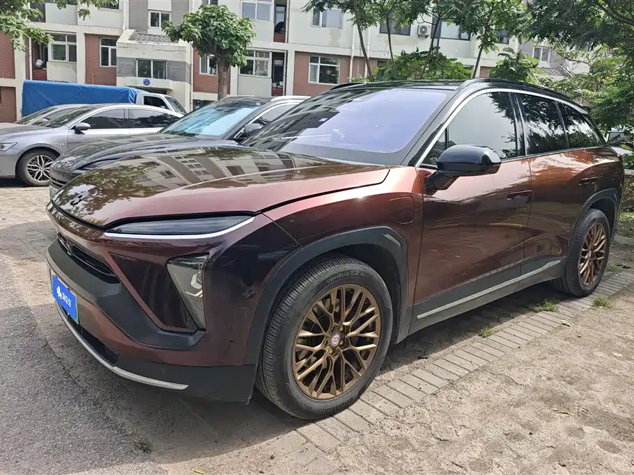 NIO ES6 2020
