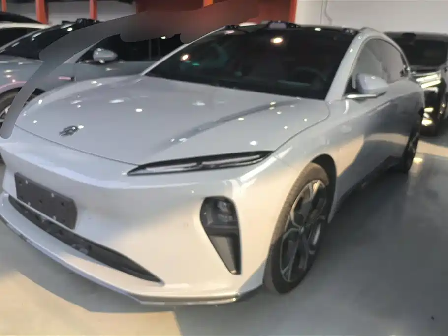 NIO ET5T 2024