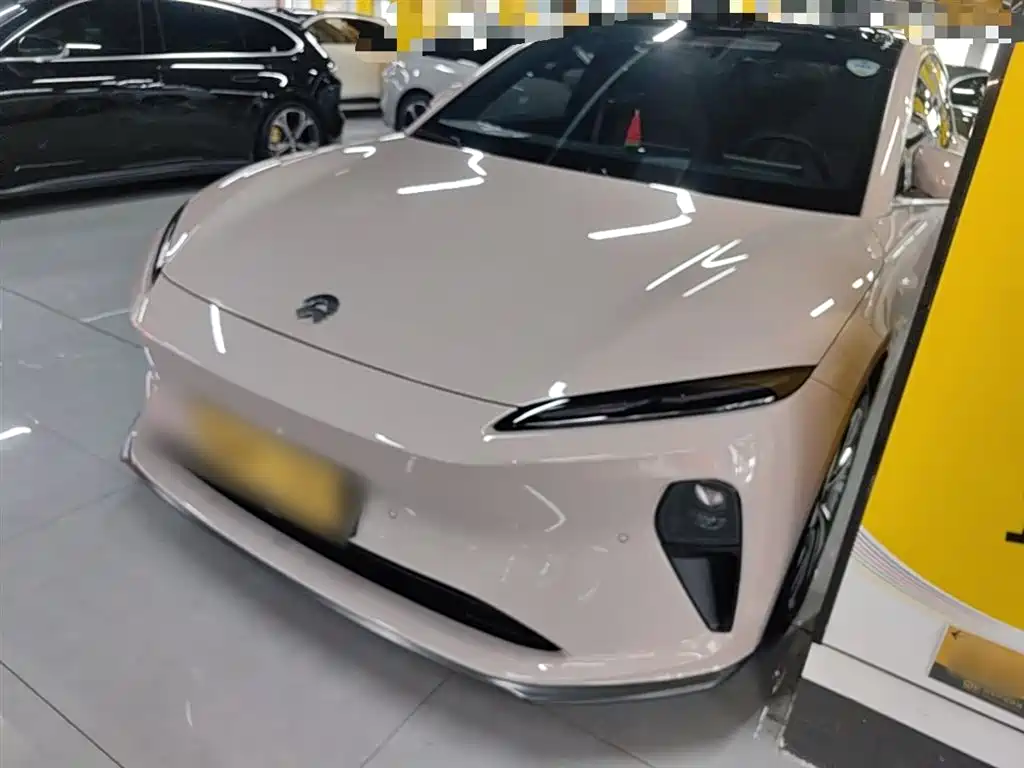 NIO ET5 2024