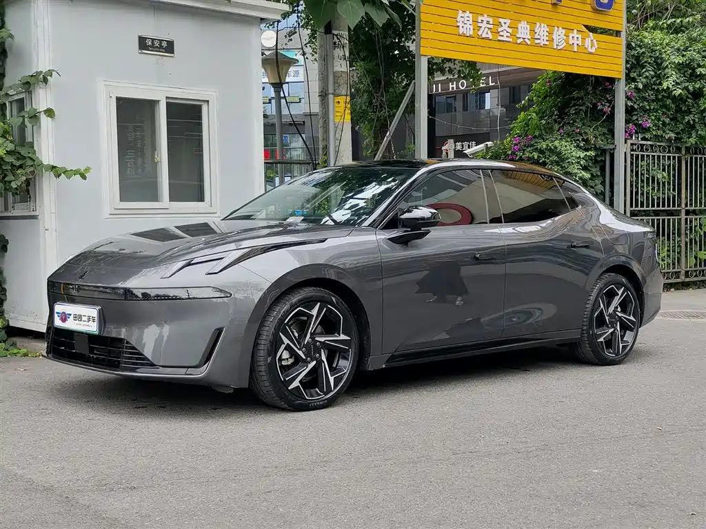 Lynk & Co 07 EM-P 2024