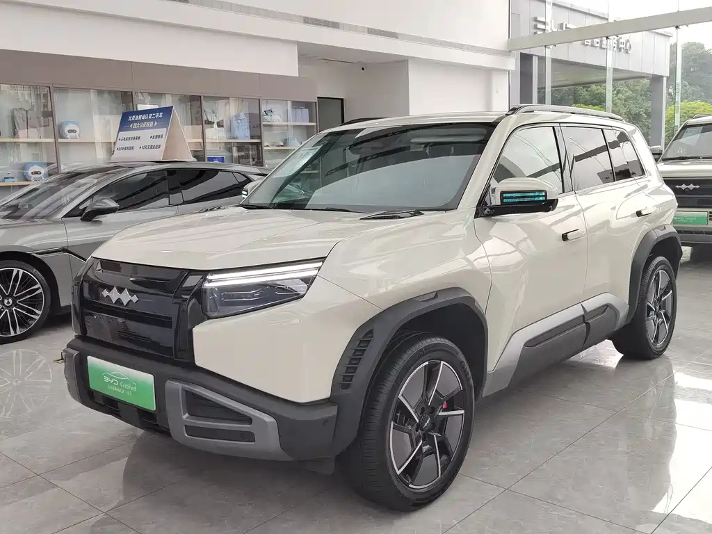 Fang Cheng Bao Titanium 3 2025