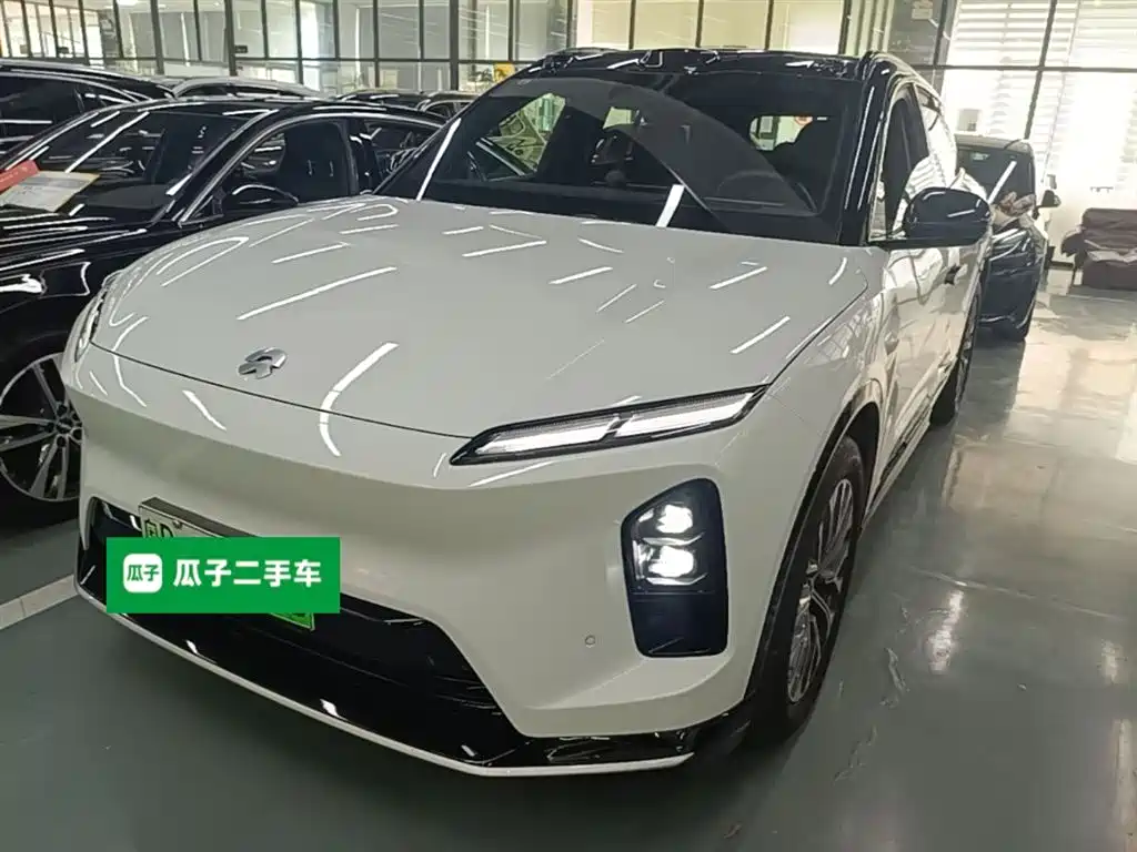 NIO ES6 2025