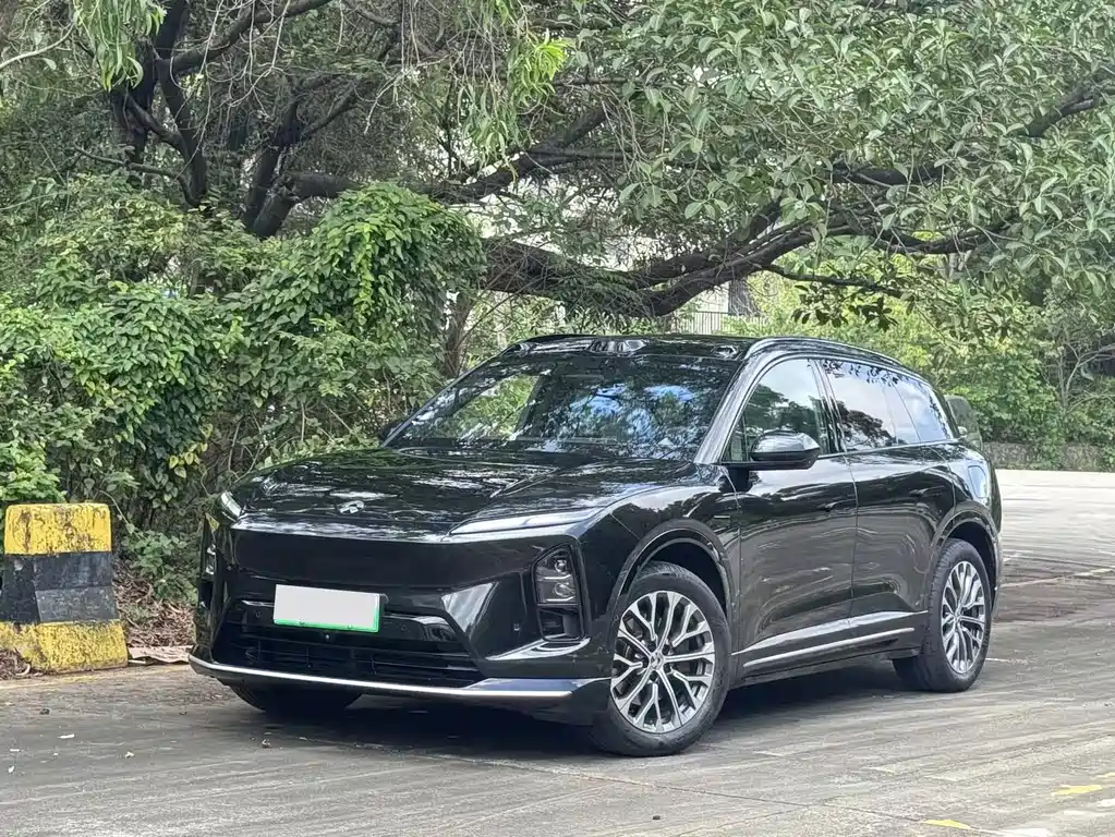 NIO ES6 2025