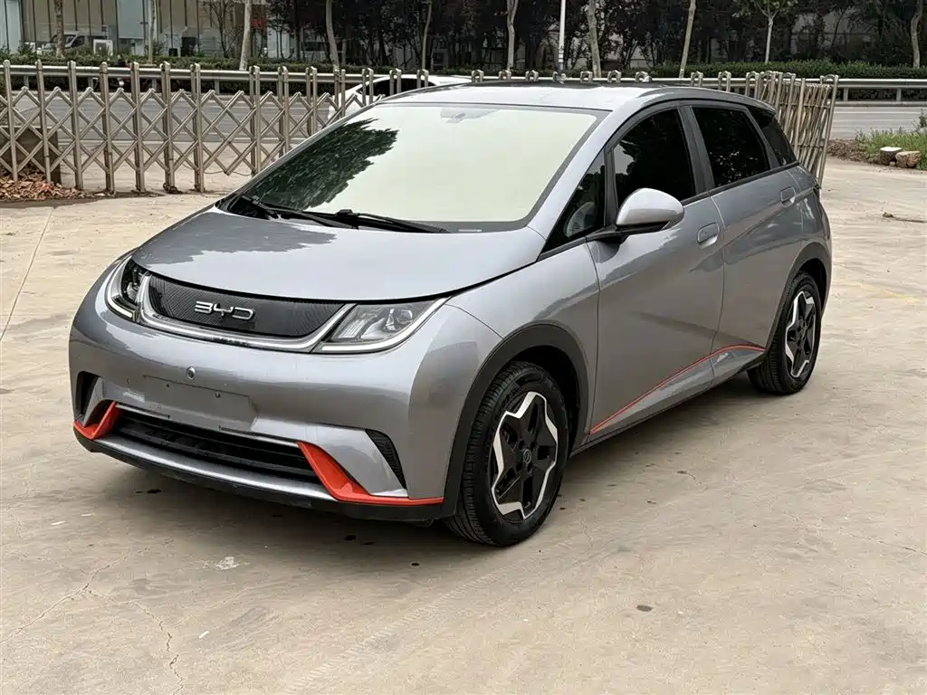BYD Dolphin 2022