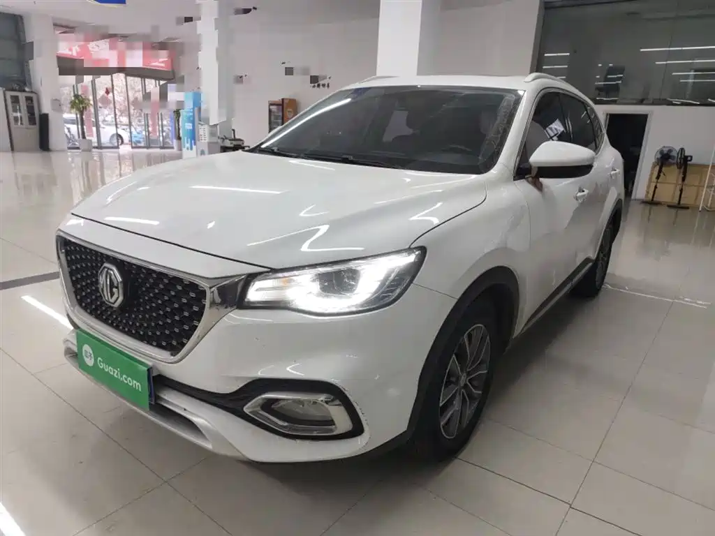 MG HS 2022