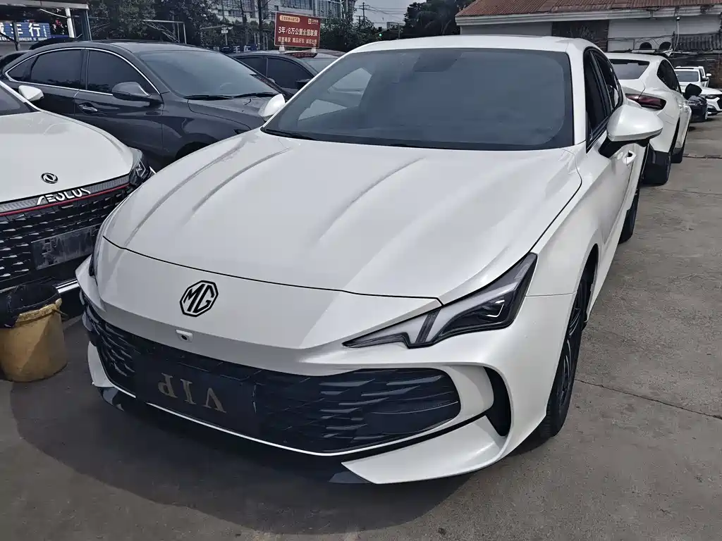 MG MG7 2025