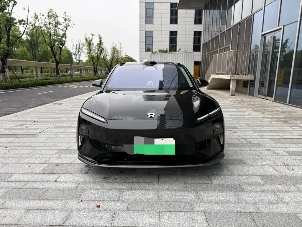 NIO ET5 2023
