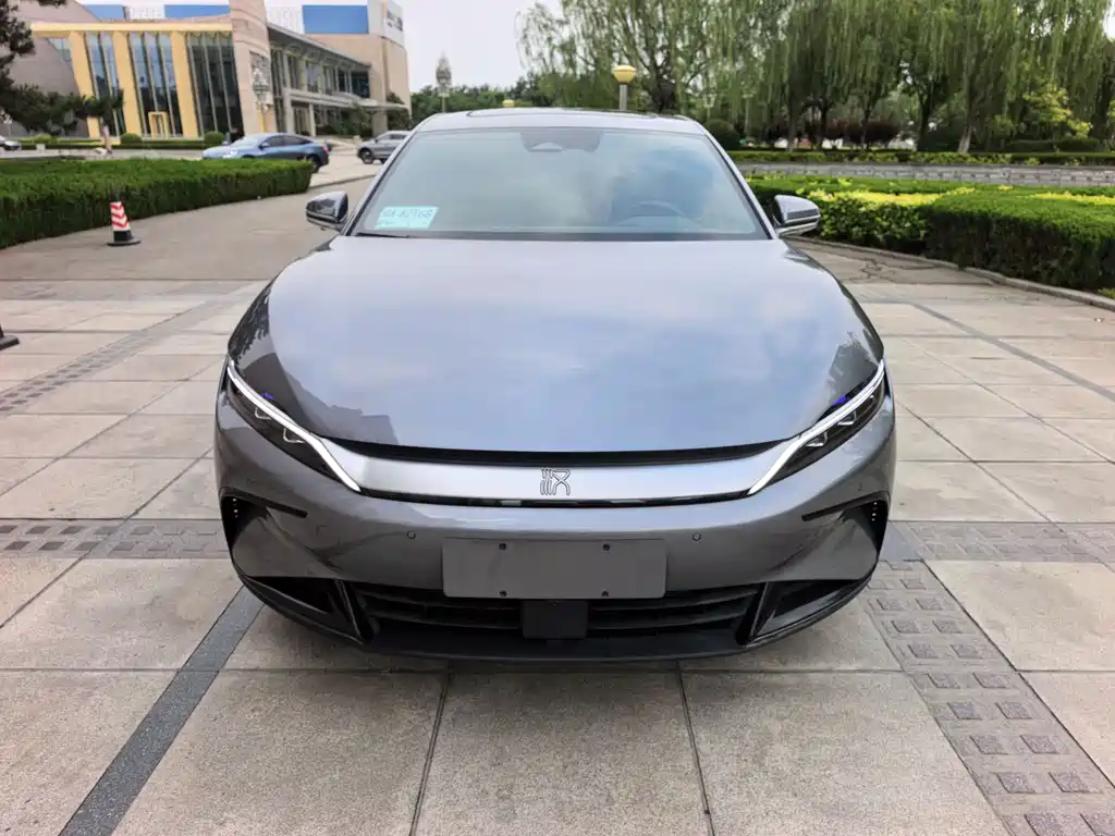 BYD Han 2025