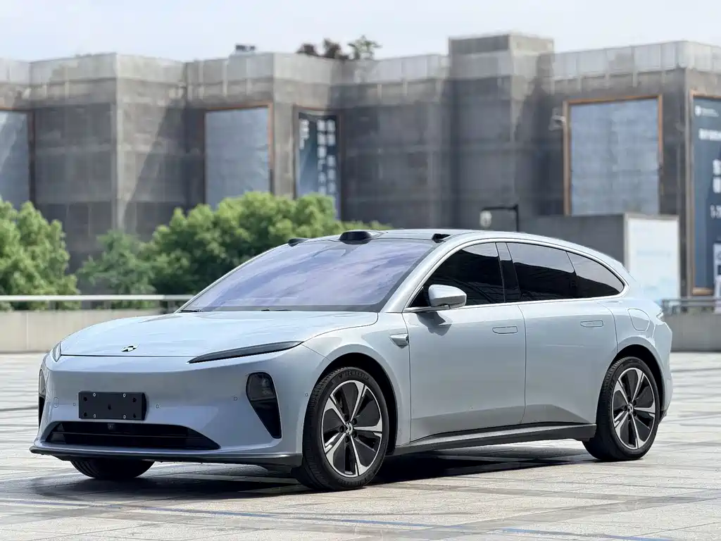 NIO ET5T 2024