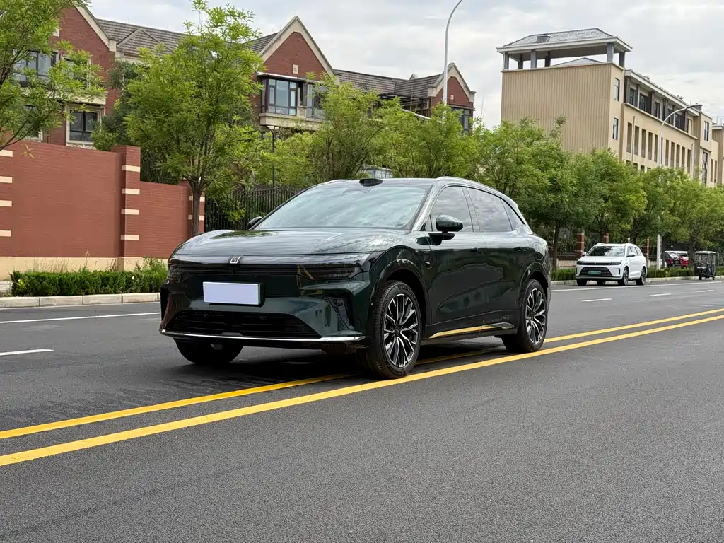 Zeekr 7X 2025