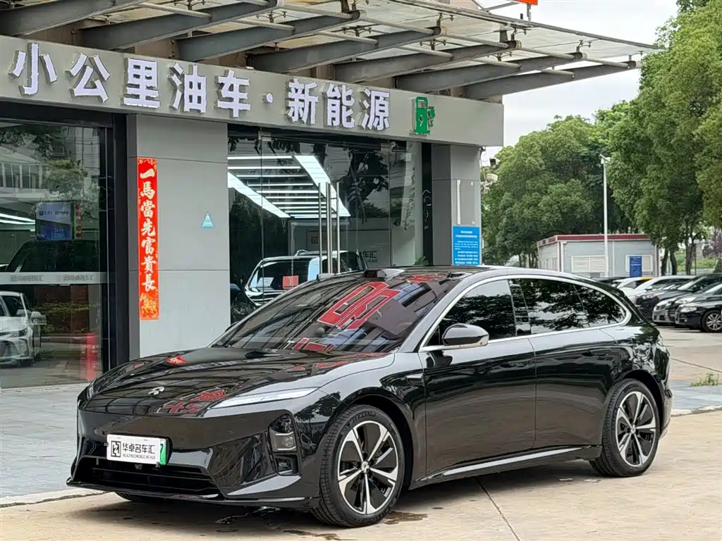 NIO ET5T 2025