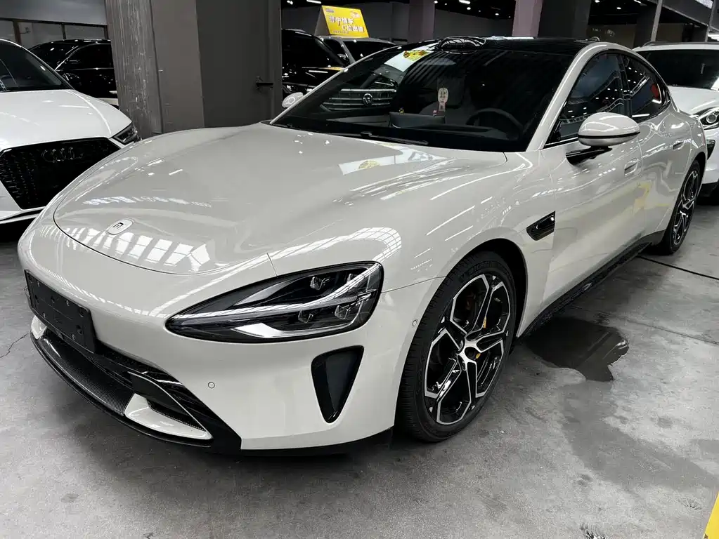 Xiaomi SU7 2025