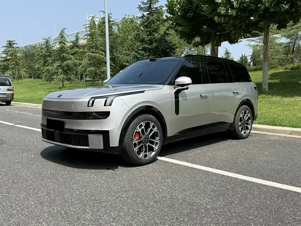 Lynk & Co 领克900 2026
