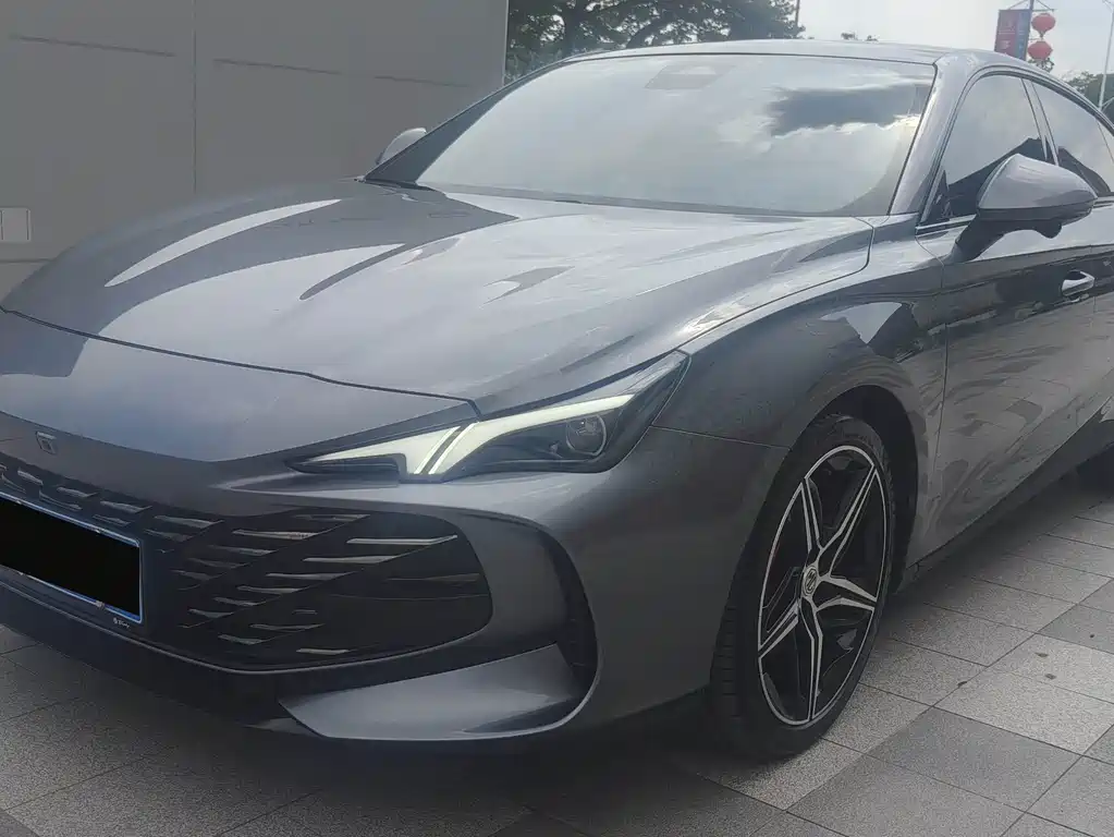 MG MG7 2023