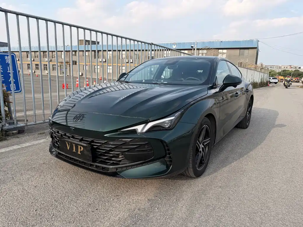 MG MG7 2025