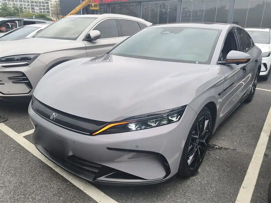 BYD Han 2025
