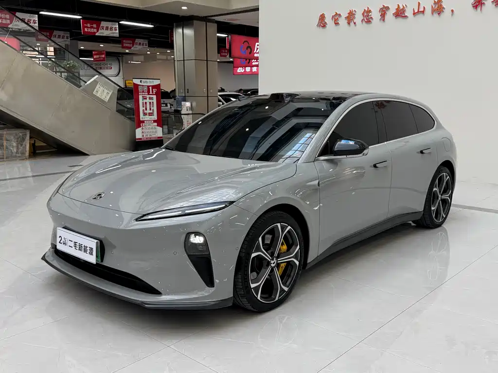 NIO ET5T 2025