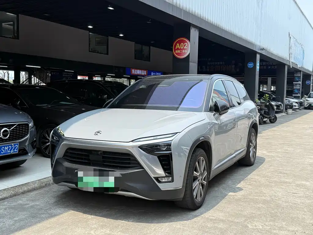 NIO ES8 2020