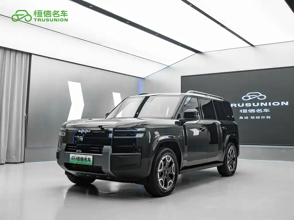Fang Cheng Bao 钛7 2025