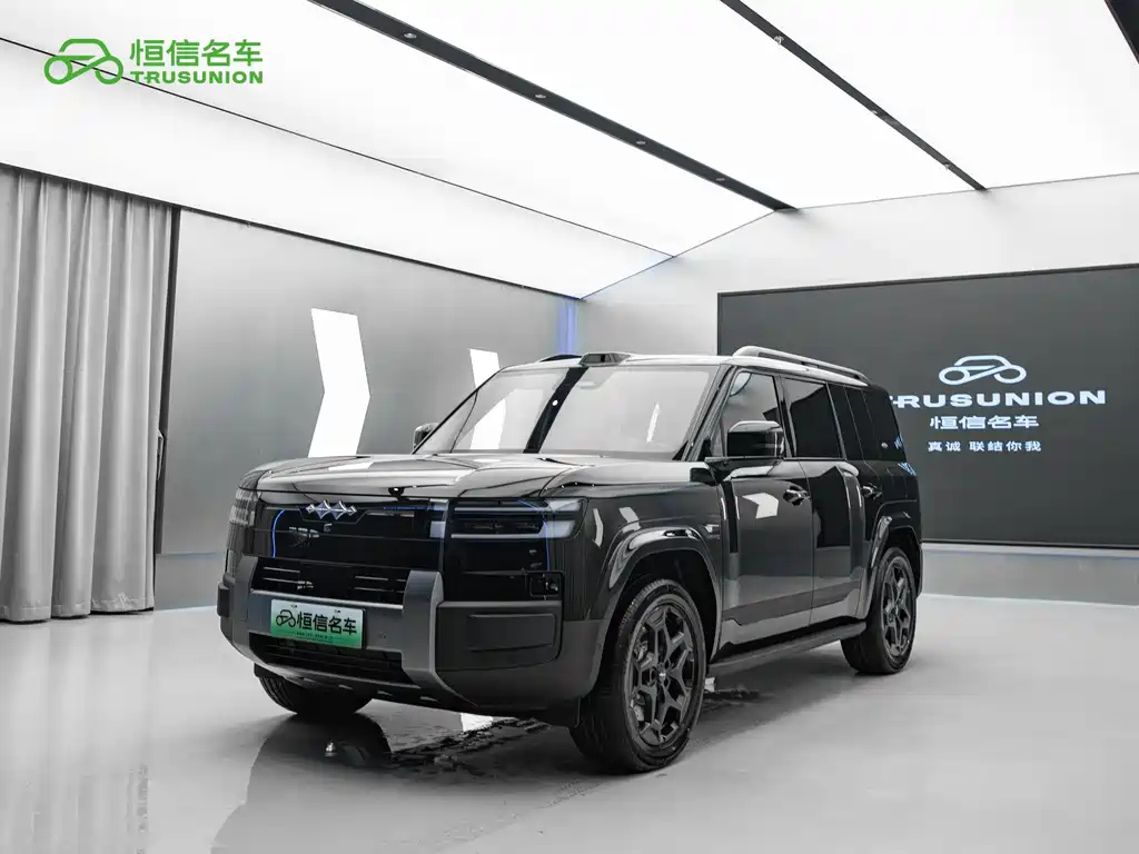 Fang Cheng Bao 钛7 2025