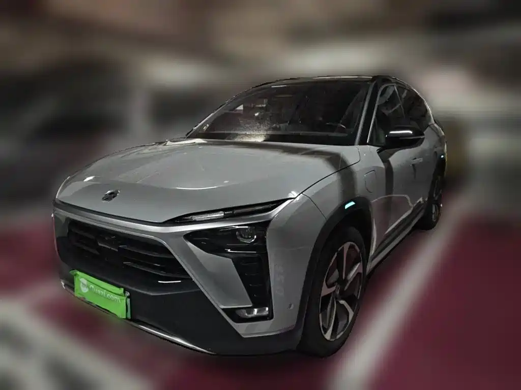 NIO ES8 2021