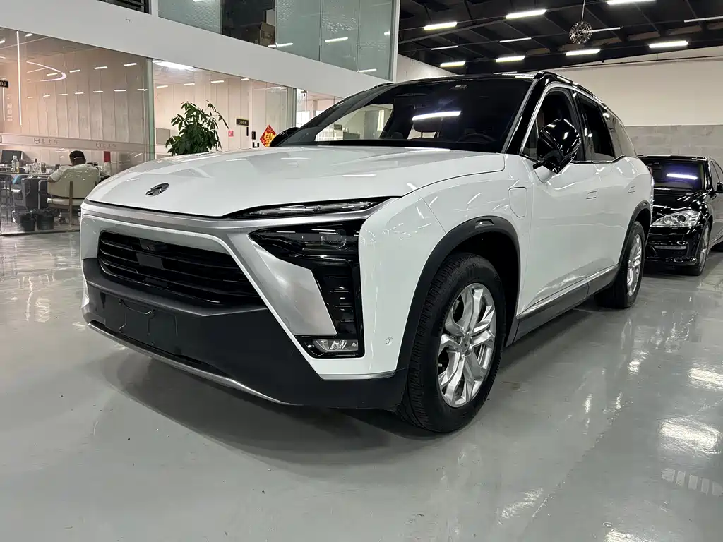 NIO ES8 2020