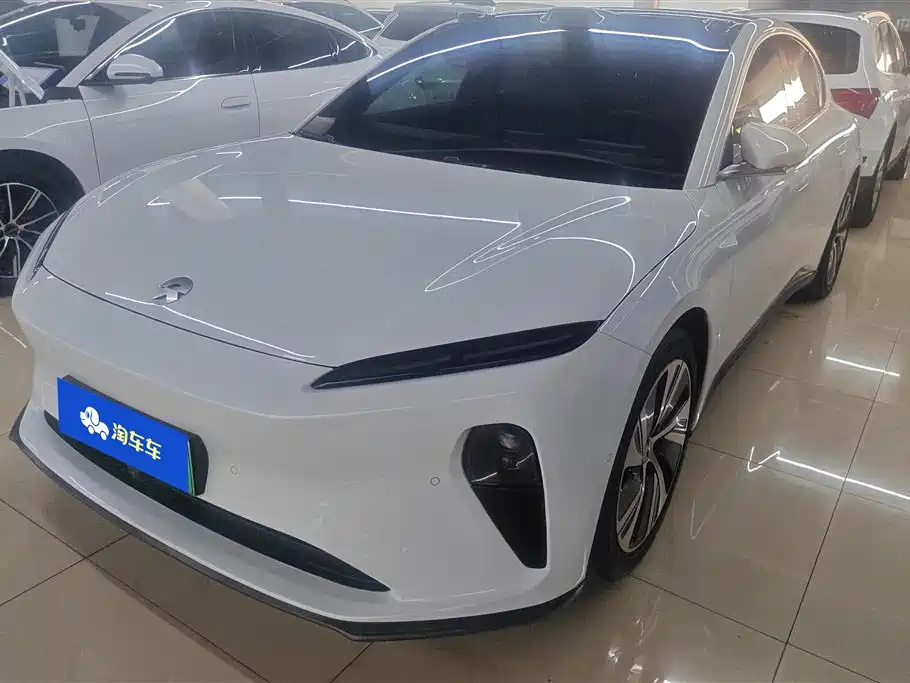NIO ET5 2024