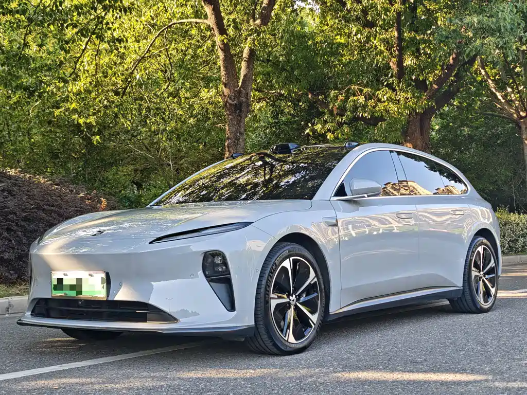 NIO ET5T 2024