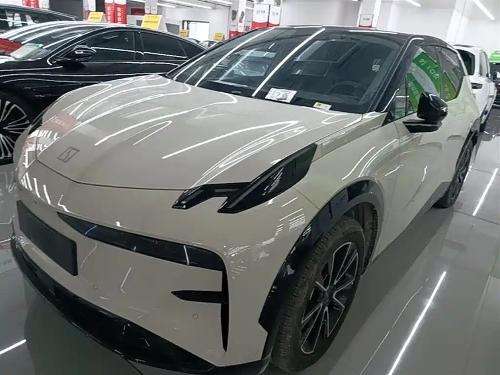 Zeekr X 2024