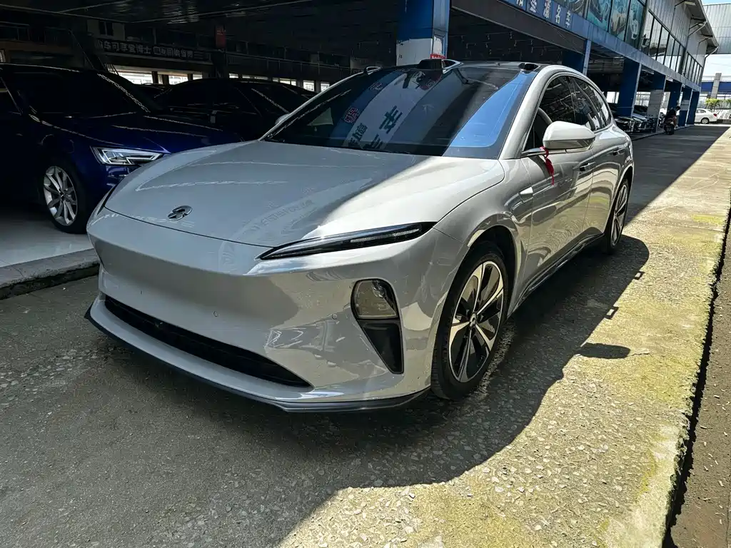 NIO ET5T 2024