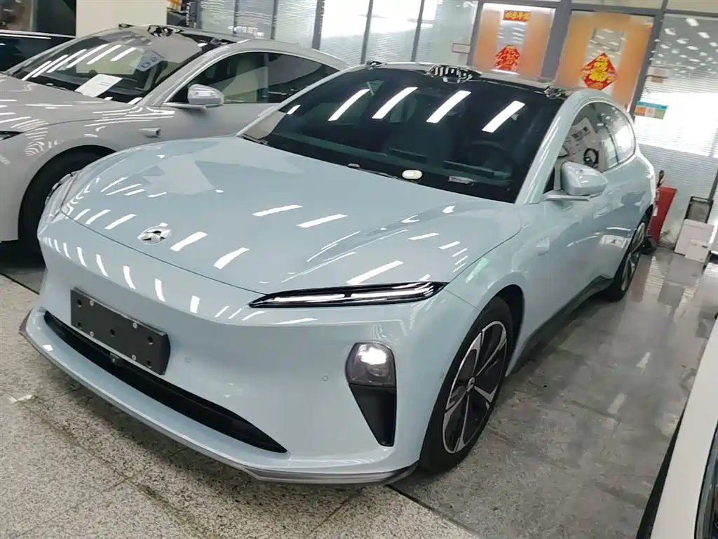 NIO ET5T 2025