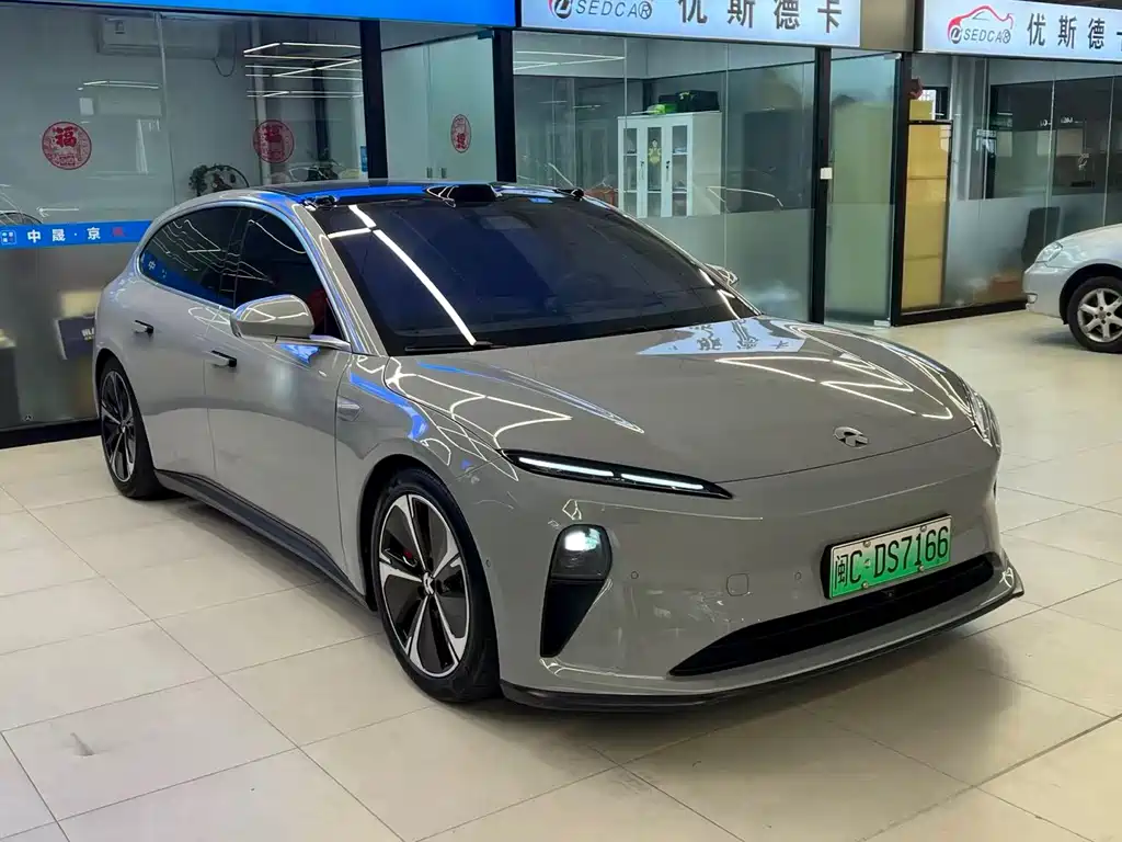NIO ET5T 2024