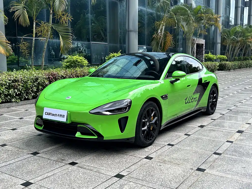 Xiaomi SU7 2025