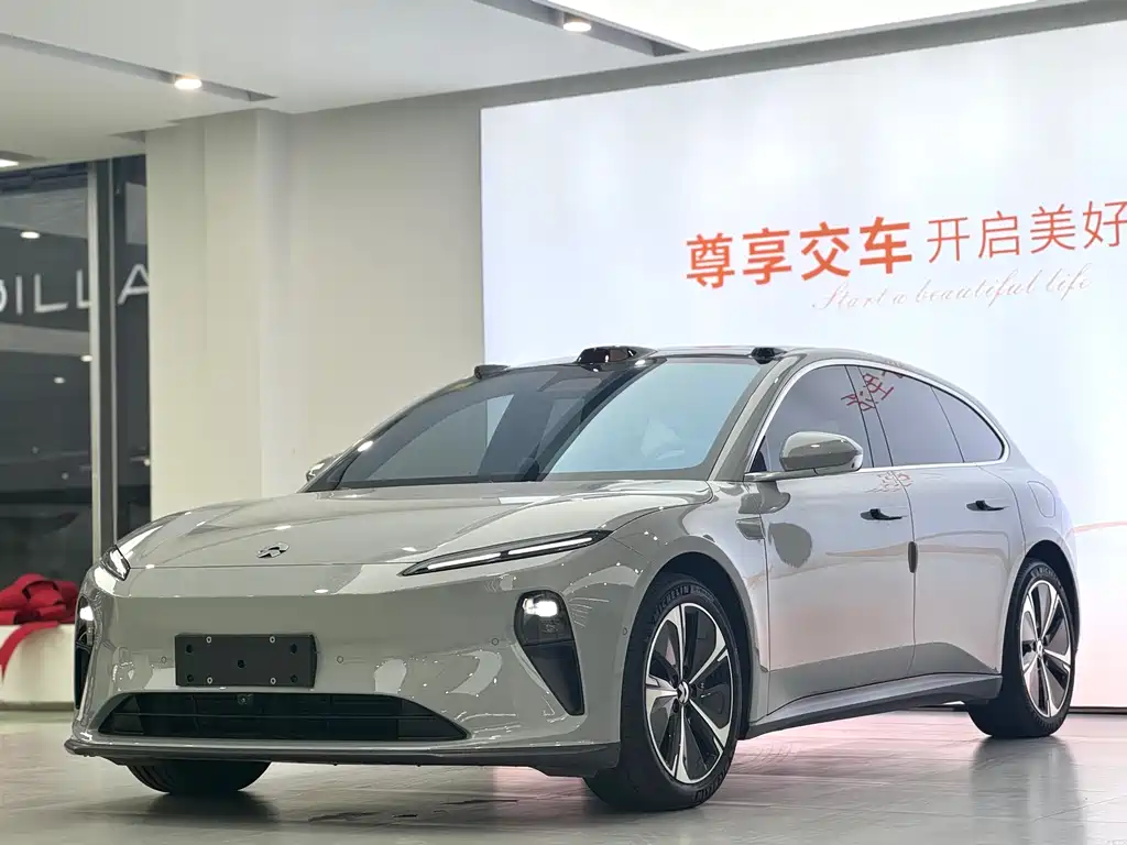 NIO ET5T 2025