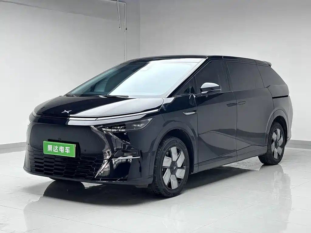 XPENG X9 2024