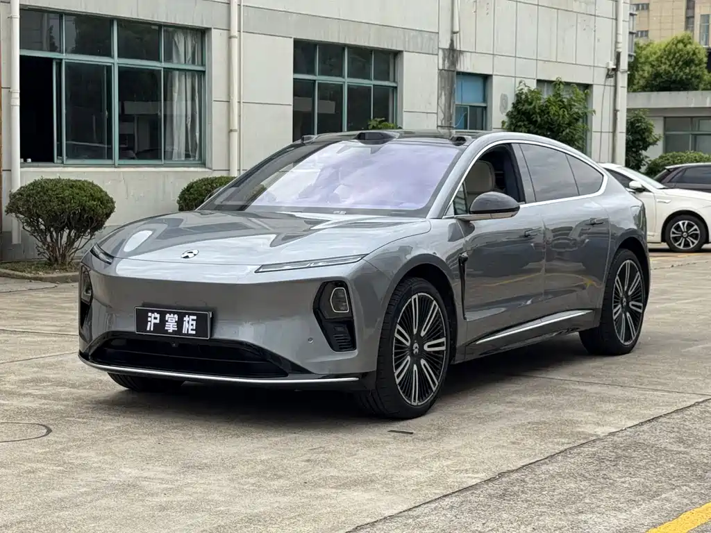 NIO ET9 2025