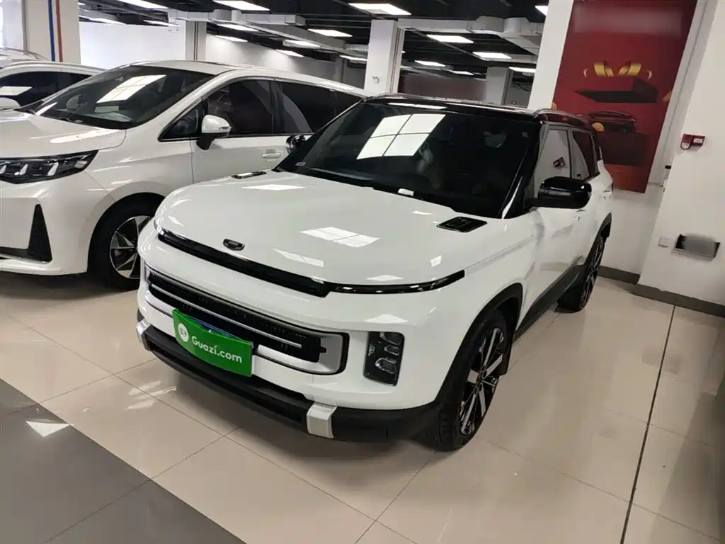 Geely Icon 2024