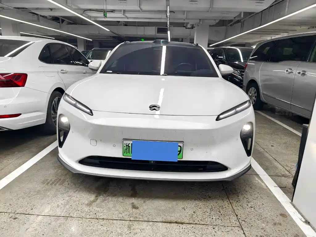 NIO ET5 2023