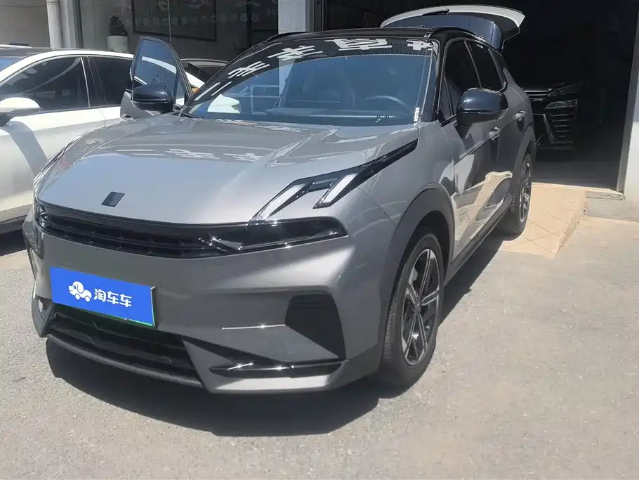Lynk & Co 06 EM-P 2024